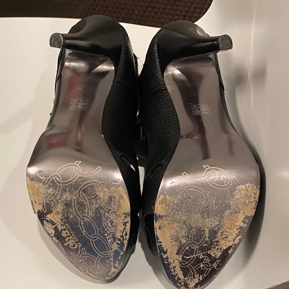 Charles David Double Strap Platform Stiletto’s - Picture 14 of 14